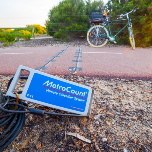 MetroCount - RidePod BT Cyclist counter with tubes